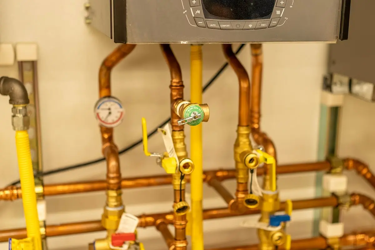 Licensed technician providing Slab Leak Repair for a homeowner in St. Louis